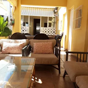 Casa A Pie De Playa, Con Patio. Zona Miramar. Punta Umbría